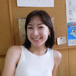 A picture of Bunpro user Kaylee, with their name, role and testimonial below